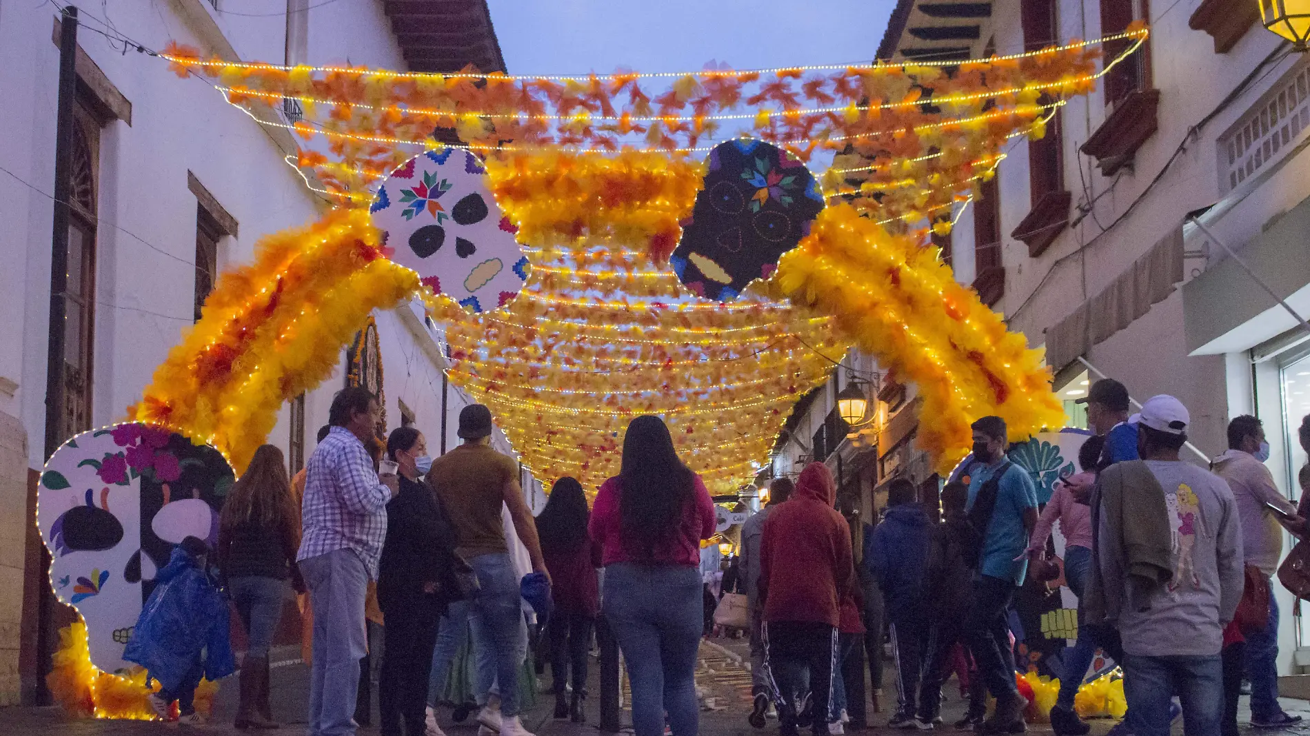 NOCHE DE MUERTOS URUAPAN_JGS (1)